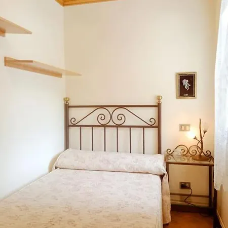 Casa Lolita 2 *